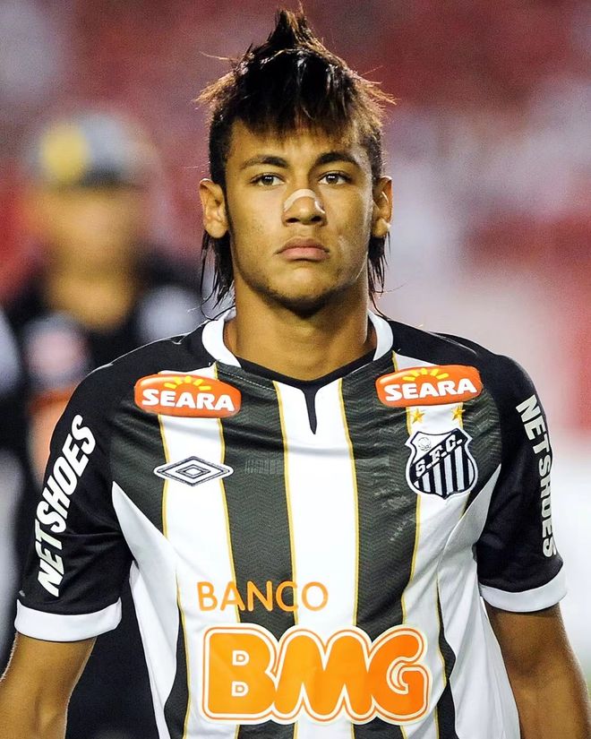 NBA焦点战：勇士主场逆转掘金,