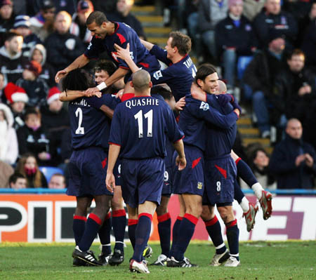 上海男篮23分大胜！淘汰香港金牛，张镇麟6分6篮板，弗格19分