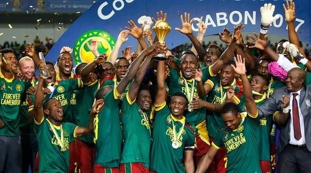 网球ATP年终总决赛：奥热-阿利亚西姆胜兹韦列夫