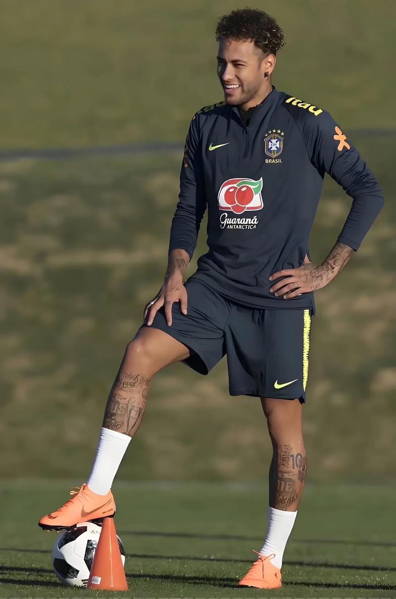 马竞本轮联赛大名单：格列兹曼、阿尔瓦雷斯在列